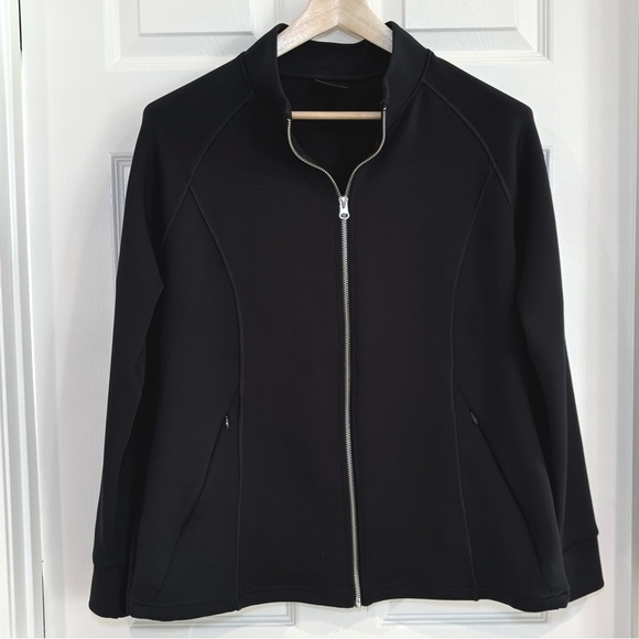 32 Degrees Jackets & Blazers - 32 Degrees Heat Black Full Zip Mock Neck Jacket with 2 Zip Pockets Women Size L